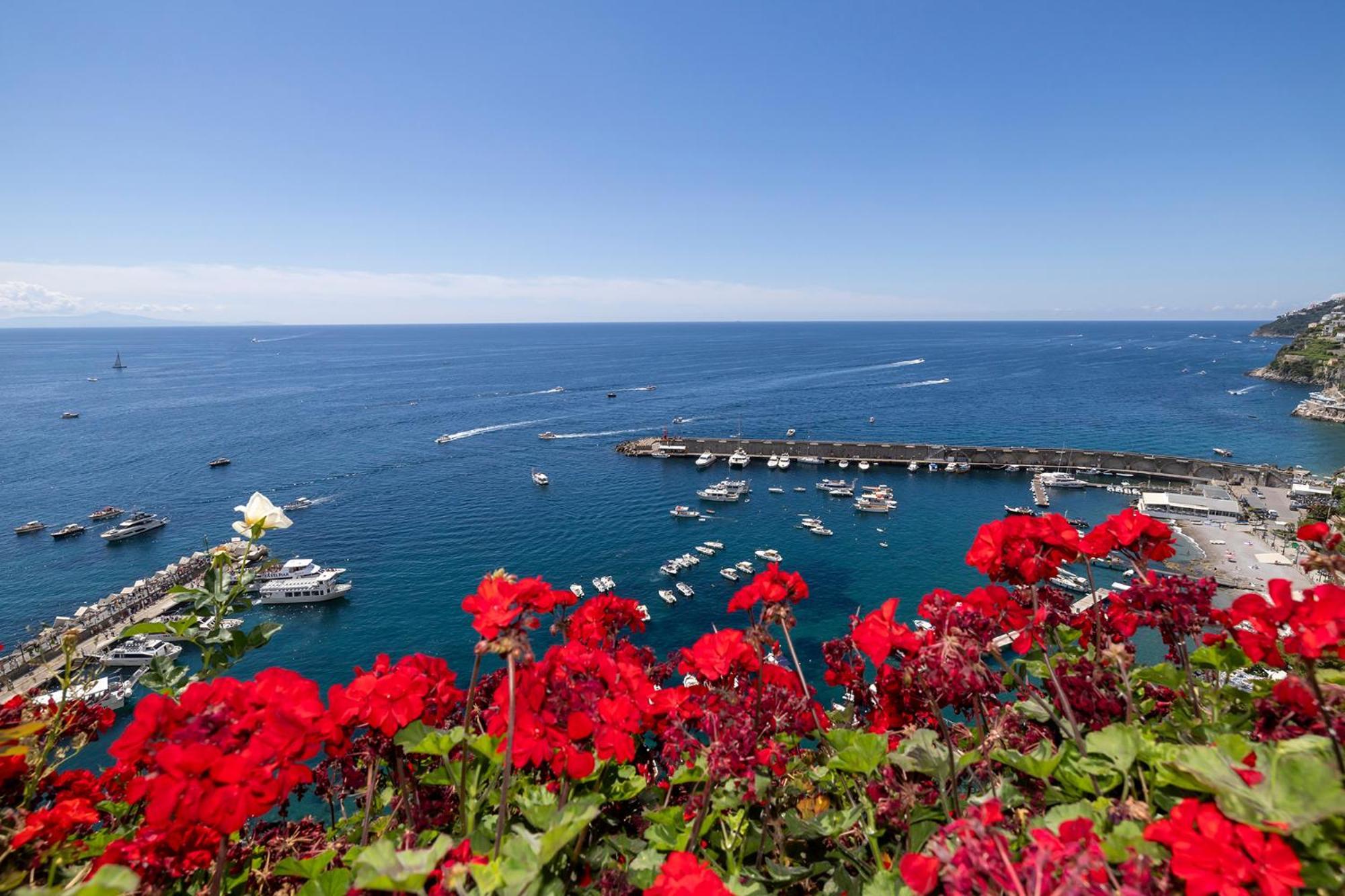 Apartments Amalfi Design Sea View Accessible By 250 Steps Exterior foto