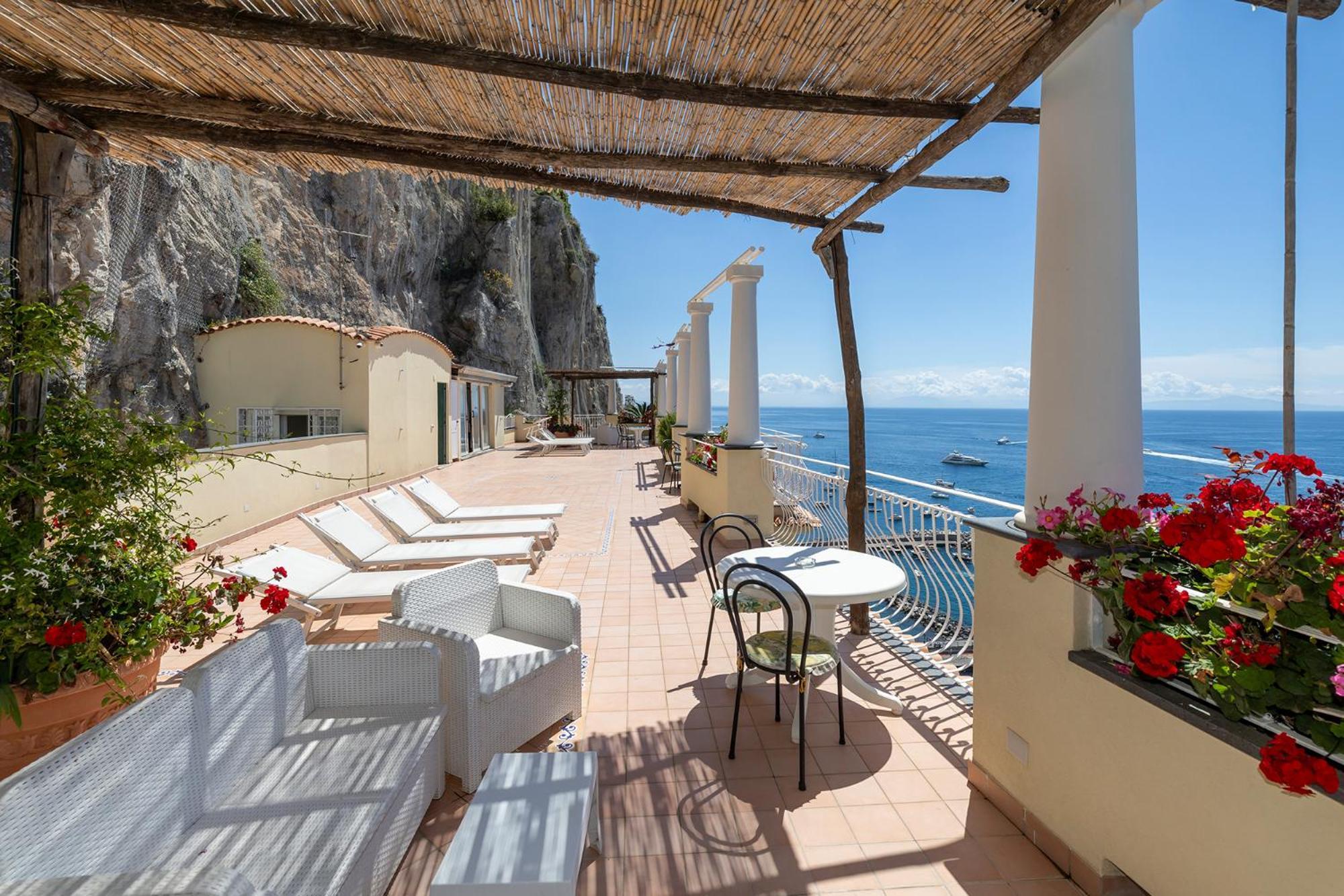 Apartments Amalfi Design Sea View Accessible By 250 Steps Exterior foto